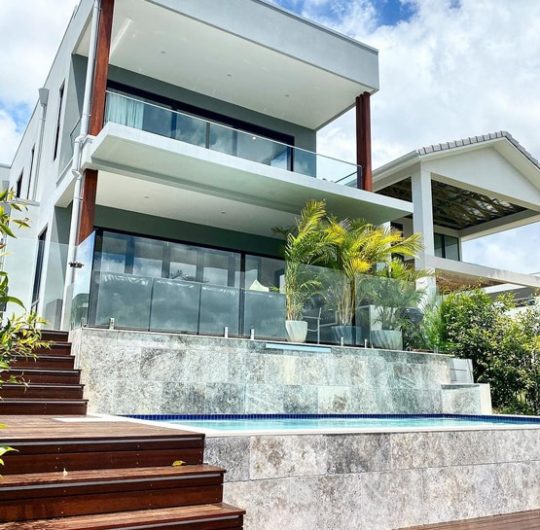 Glass Pool Fence On Smaller Spaces